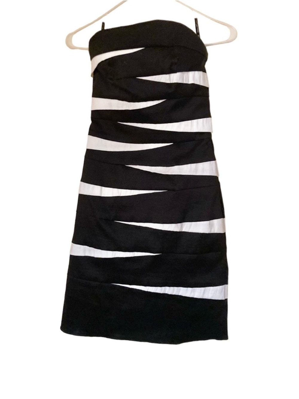 VNTG Black and White Strapless Bandage Dress size 10